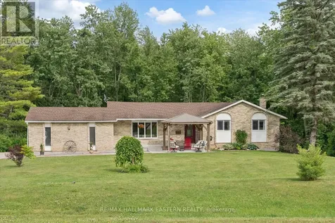 59 Crystal Springs Drive Otonabee-south Monaghan ON K9J 6Y3