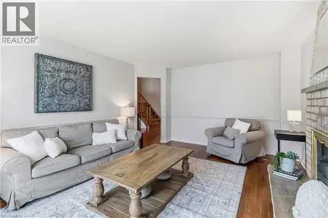 281 Leacock Avenue Oakville ON L6H 5J3