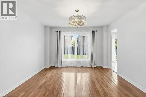 281 Leacock Avenue Oakville ON L6H 5J3