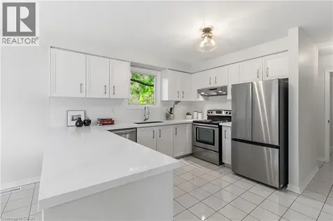 281 Leacock Avenue Oakville ON L6H 5J3