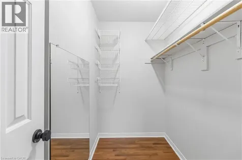 281 Leacock Avenue Oakville ON L6H 5J3