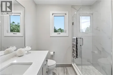 281 Leacock Avenue Oakville ON L6H 5J3