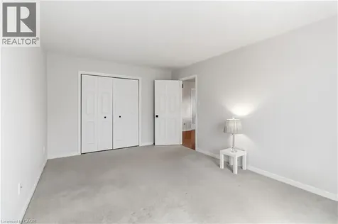 281 Leacock Avenue Oakville ON L6H 5J3