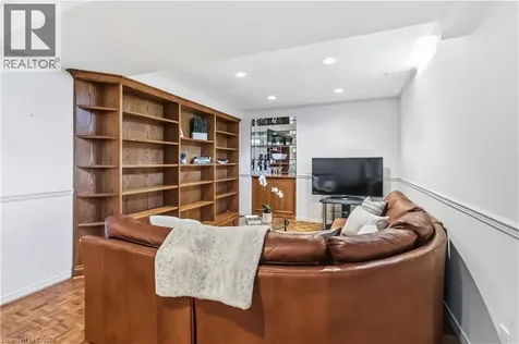 281 Leacock Avenue Oakville ON L6H 5J3