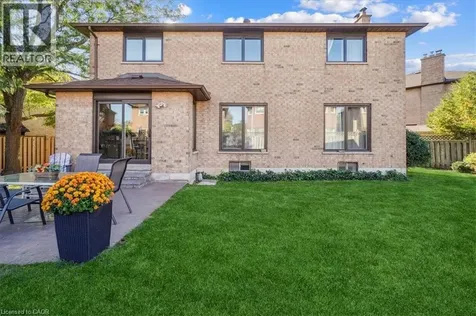 281 Leacock Avenue Oakville ON L6H 5J3