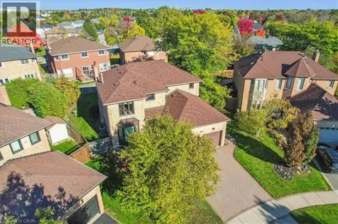 281 Leacock Avenue Oakville ON L6H 5J3