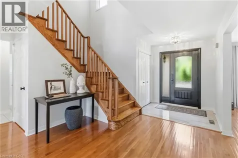 281 Leacock Avenue Oakville ON L6H 5J3