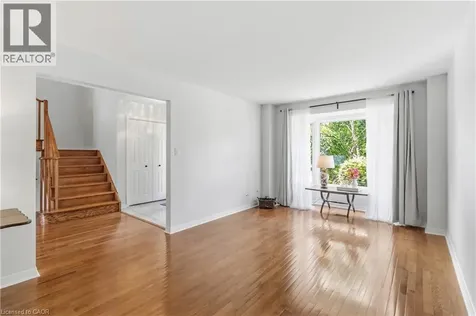 281 Leacock Avenue Oakville ON L6H 5J3