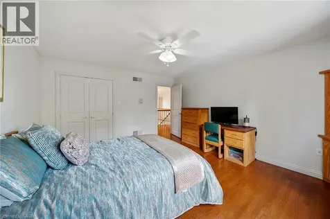 39 Elodia Court Hamilton ON L9C 7R2