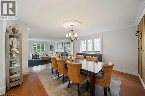 39 Elodia Court Hamilton ON L9C 7R2