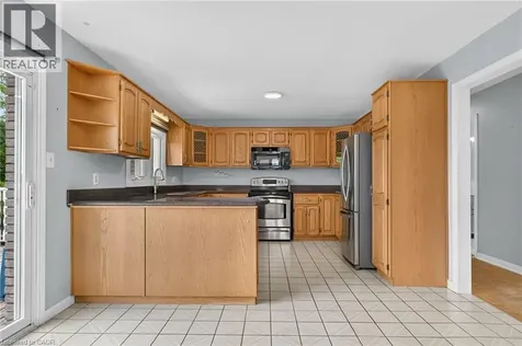 238 Hillmer Road Cambridge ON N1R 6N8