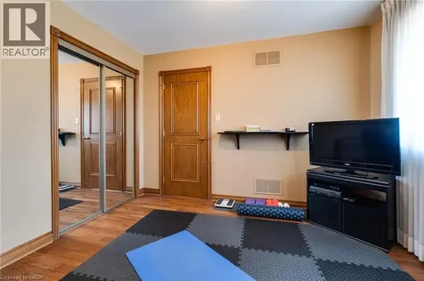 2560 Rugby Road Mississauga ON L5B 1T2