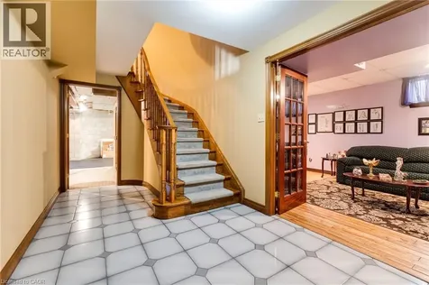 2560 Rugby Road Mississauga ON L5B 1T2