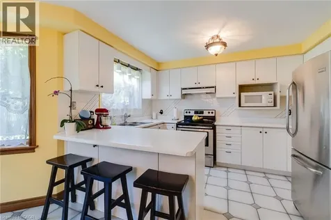 2560 Rugby Road Mississauga ON L5B 1T2