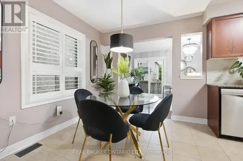27 Harvest Hills Boulevard East Gwillimbury ON L9N 0A6