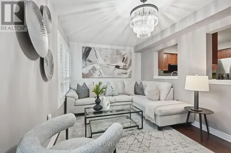27 Harvest Hills Boulevard East Gwillimbury ON L9N 0A6