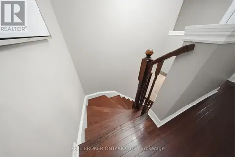 27 Harvest Hills Boulevard East Gwillimbury ON L9N 0A6