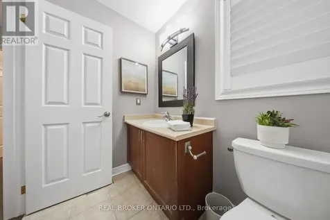 27 Harvest Hills Boulevard East Gwillimbury ON L9N 0A6