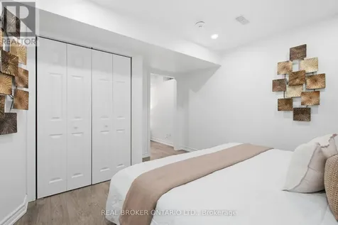 27 Harvest Hills Boulevard East Gwillimbury ON L9N 0A6