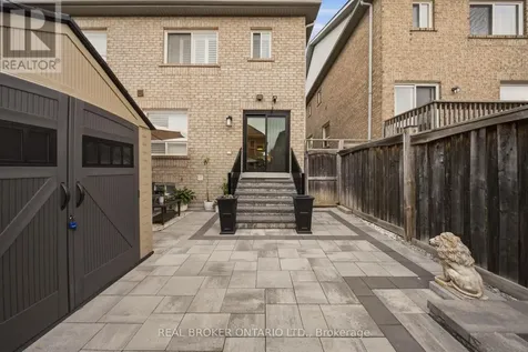 27 Harvest Hills Boulevard East Gwillimbury ON L9N 0A6