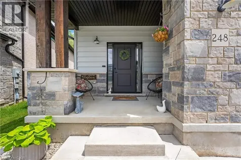 248 Otterbein Road Kitchener ON N2B 0A8