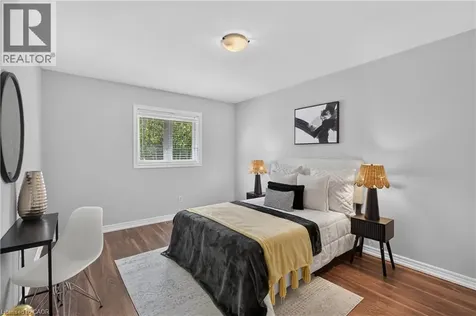 5302 Picketts Way Burlington ON L7L 7J6