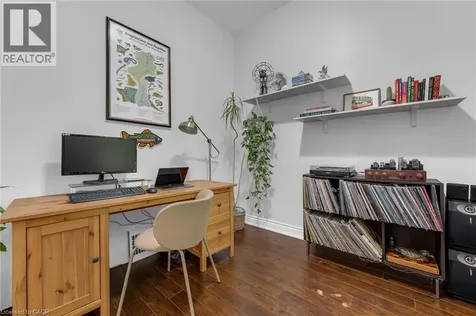 7 Richmond Street Hamilton ON L8P 4J3