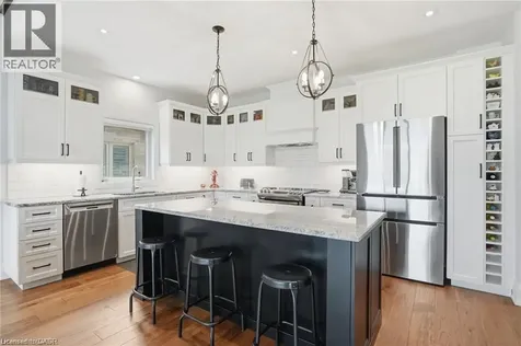 59 Swan Avenue Fonthill ON L3E 0B1