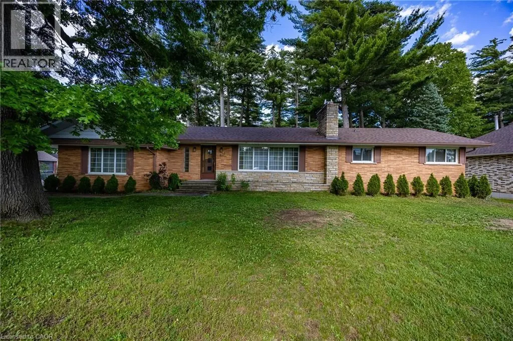631 Peel Street Delhi ON N4B 2H3
