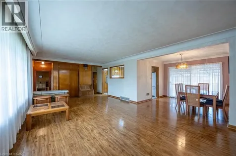 631 Peel Street Delhi ON N4B 2H3