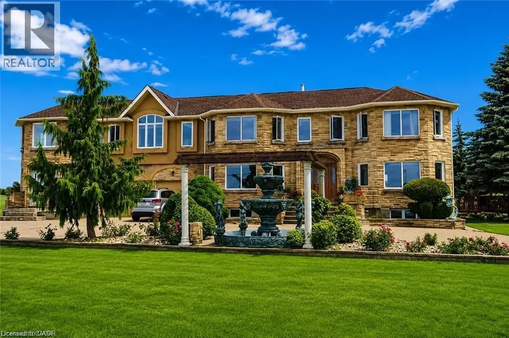 568 Ridge Road Hamilton ON L8J 2Y6