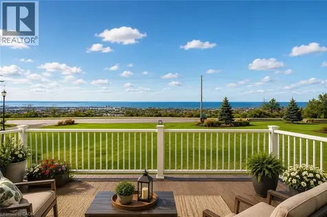 568 Ridge Road Hamilton ON L8J 2Y6