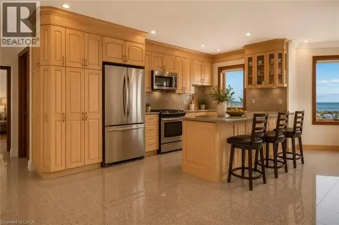 568 Ridge Road Hamilton ON L8J 2Y6