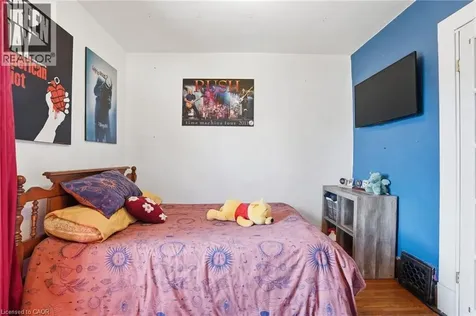 5056 Fourth Avenue Niagara Falls ON L2E 4P6