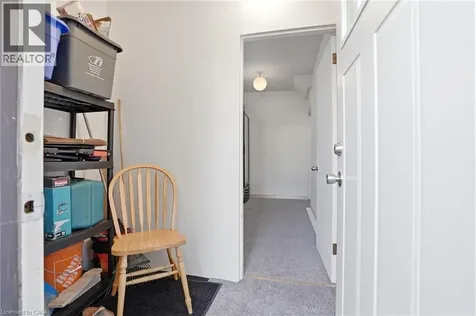 5056 Fourth Avenue Niagara Falls ON L2E 4P6