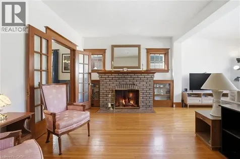 5056 Fourth Avenue Niagara Falls ON L2E 4P6