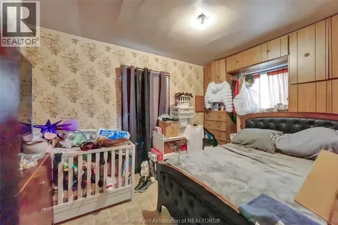 106 St. George Street Chatham ON N7M 4P4