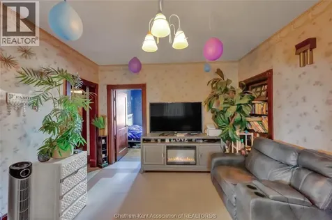 106 St. George Street Chatham ON N7M 4P4