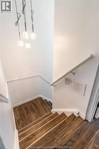 431 Cardiff Place Sarnia ON N7S 4C7