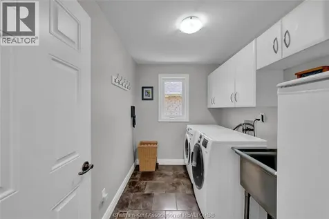 19 Stonegate Walk Chatham ON N7M 0A3