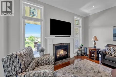 19 Stonegate Walk Chatham ON N7M 0A3