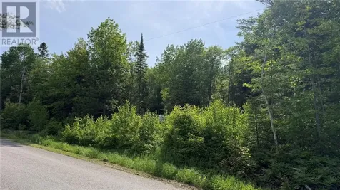 1206 West Bay Road Garson ON P0M 1H0