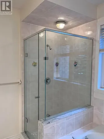 19 Tanager Crescent Wasaga Beach ON L9Z 0B3