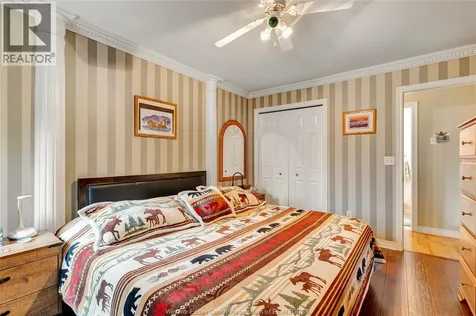 1529 Chateau Windsor ON N8P 1M3