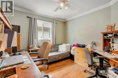 1529 Chateau Windsor ON N8P 1M3