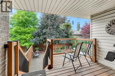 1529 Chateau Windsor ON N8P 1M3