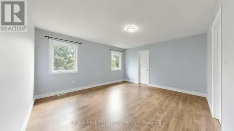 149 Ballantyne Avenue Cambridge ON N1R 2T3