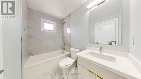 149 Ballantyne Avenue Cambridge ON N1R 2T3