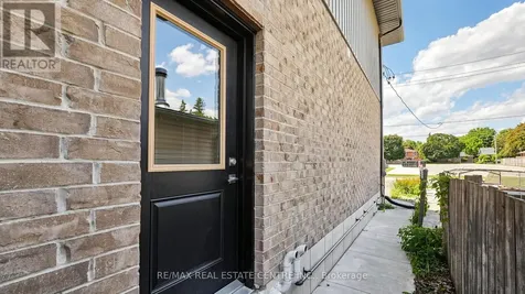 149 Ballantyne Avenue Cambridge ON N1R 2T3