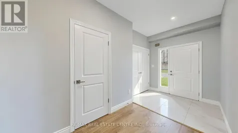 149 Ballantyne Avenue Cambridge ON N1R 2T3